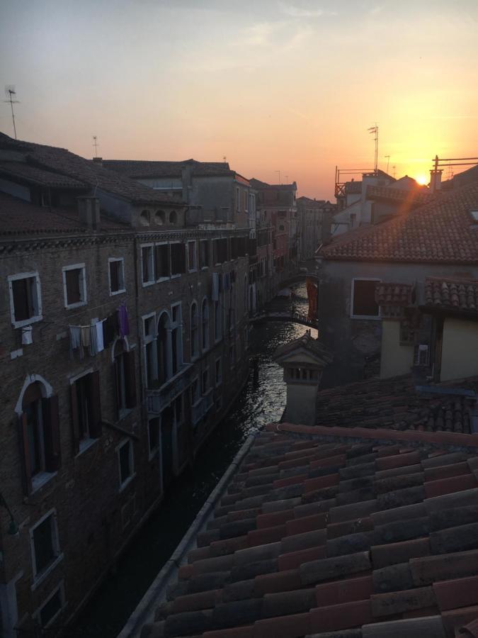 Privatunterkunft Attico Con Altana Venedig